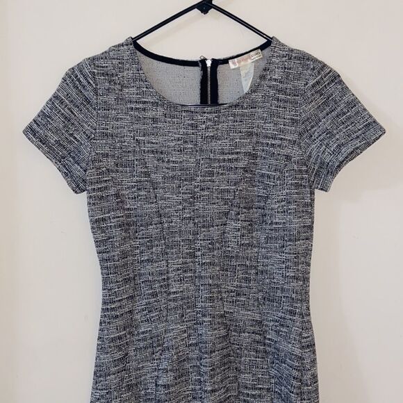 A’gaci Gray Dress - Picture 3 of 7